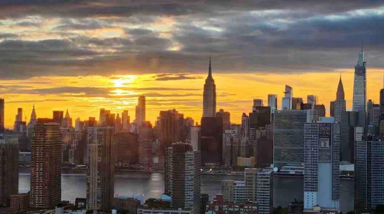 5 Mins To Midtown Luxury Penthouse 2b2b Duplex With Private Terrace *